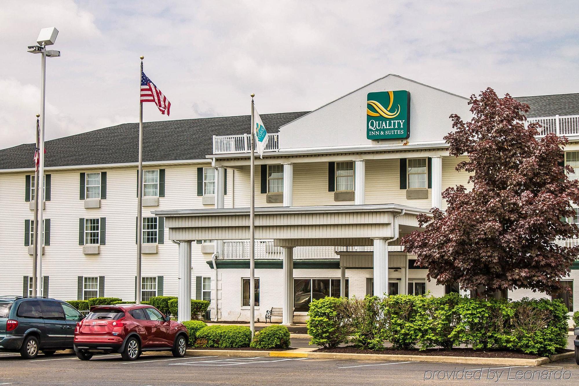 Quality Inn & Suites Bellville - Mansfield Exterior foto