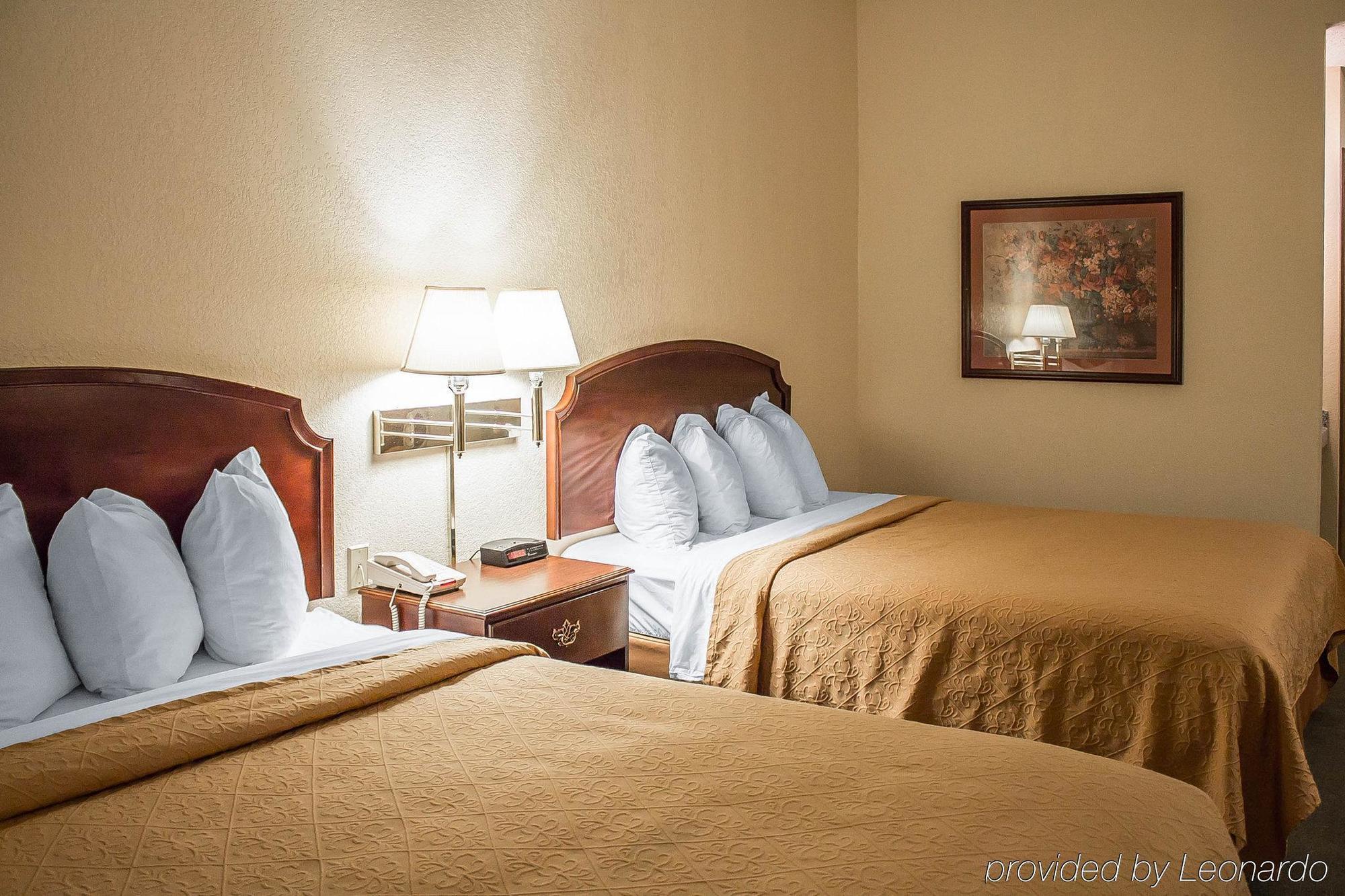 Quality Inn & Suites Bellville - Mansfield Exterior foto